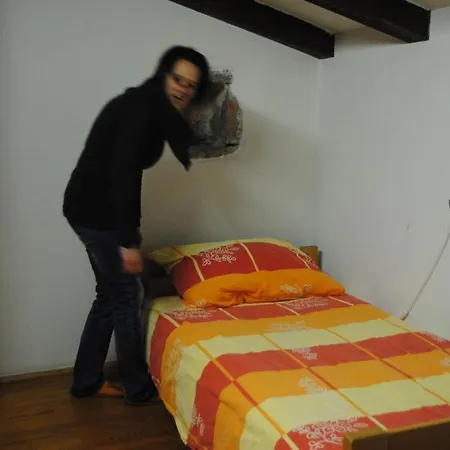 Pliskovica Youth Hostel Room photo